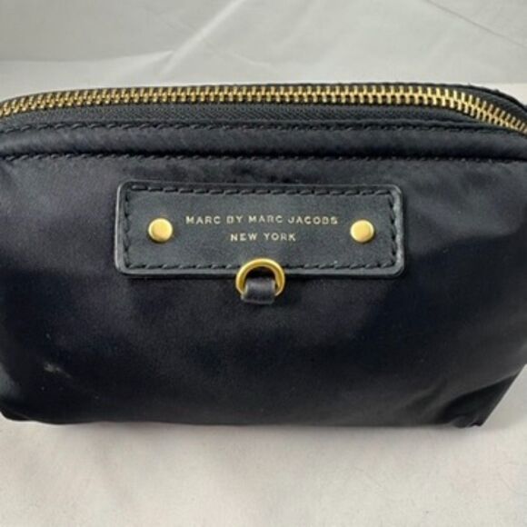 MARC BY MARC JACOBS Black Nylon Cosmetic Bag with Gold Zipper - Picture 5 of 5